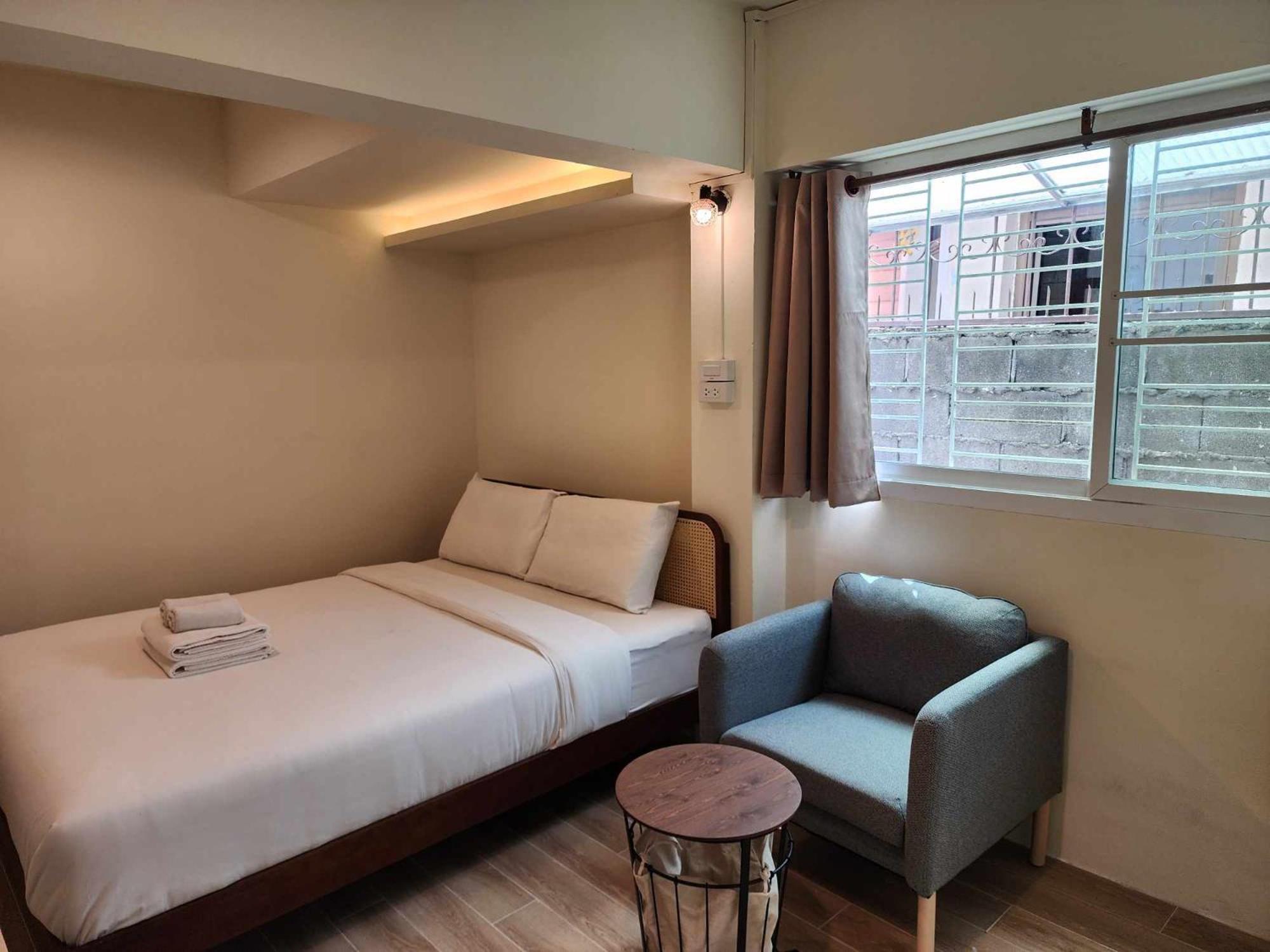 Canal View Lo-Ha Guest House, Contactless Check-In Bangkok Kültér fotó